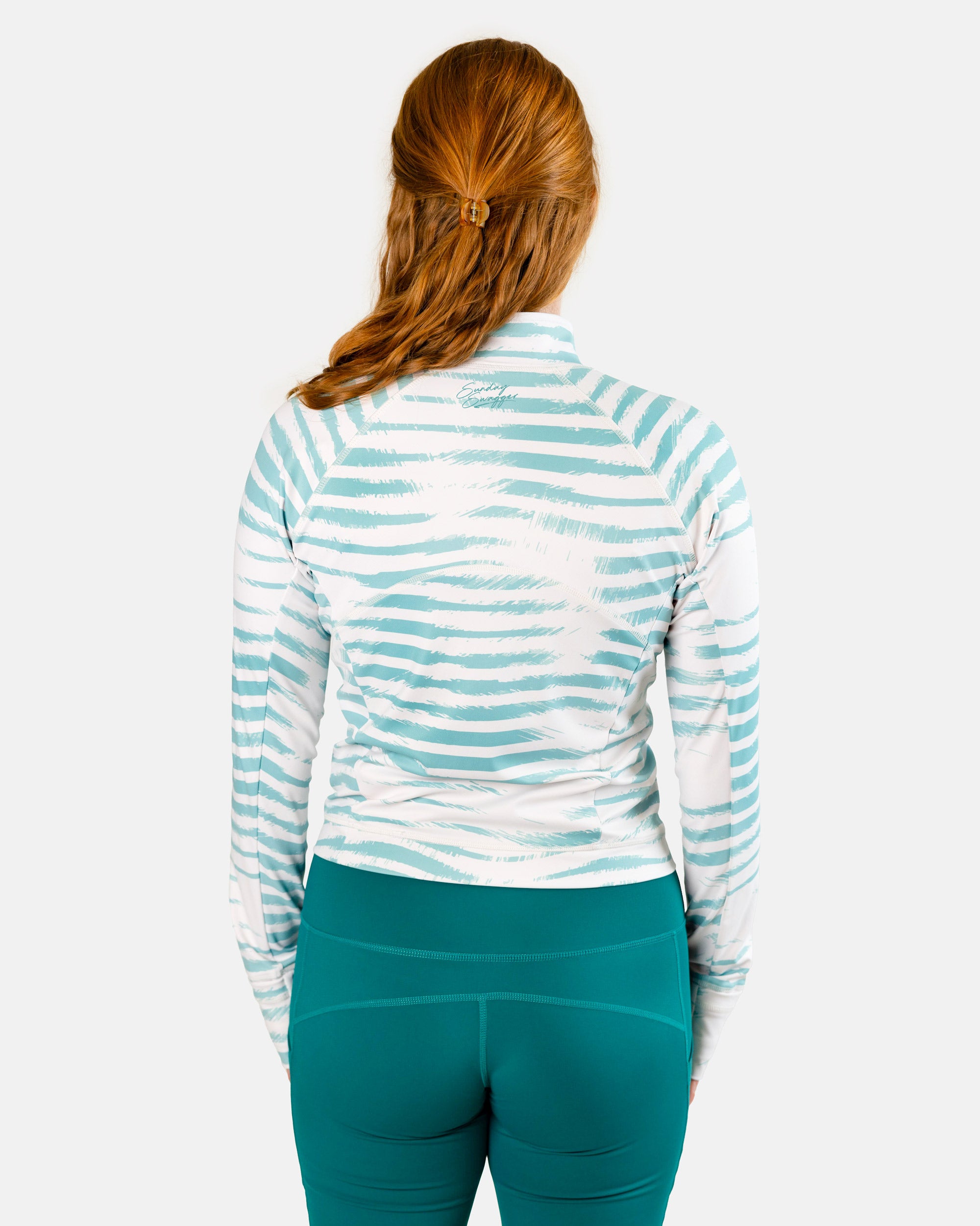 Switchback women's golf cropped Q-zip jacket | Sunday Swagger
