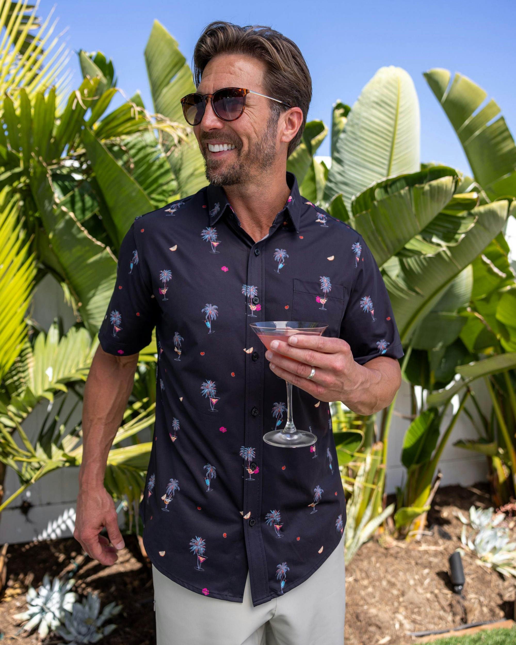 cocktail dress shirt men What is cocktail attire for men?