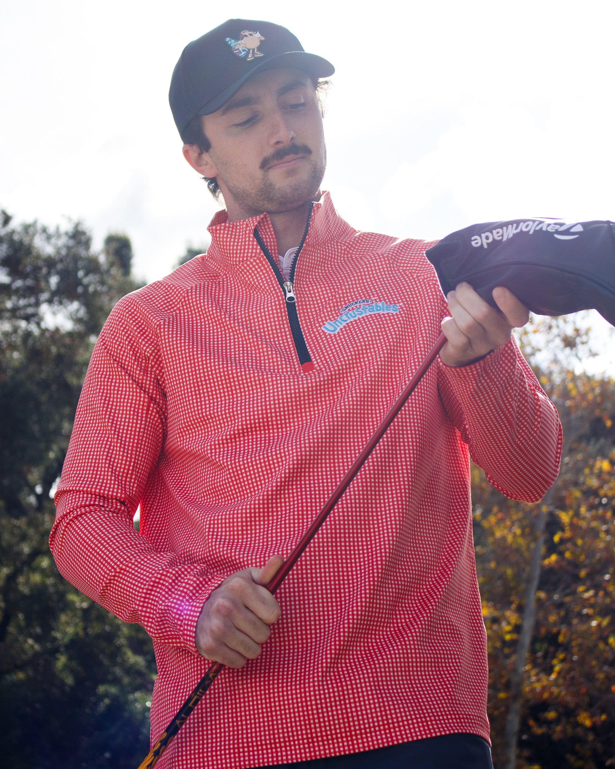 Sweet Spread | Uncrustables™ Men's Performance Q-Zip