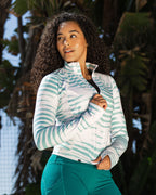 Switchback women's golf cropped Q-zip jacket | Sunday Swagger